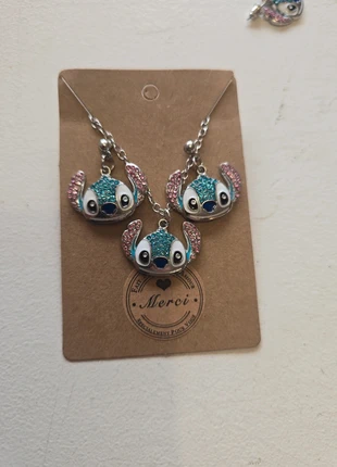 Parure stitch collier et boucles d’oreilles neuf, marque: Stitch, état: Neuf avec étiquette, 5,00 €, 5,95 € Protection acheteurs incluse