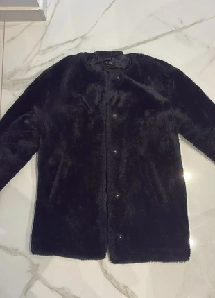 Pelliccia sintetica Zara, merk: Zara, staat: Heel goed, maat: M / 38 / 10, € 25,00, € 26,95 inclusief Kopersbescherming