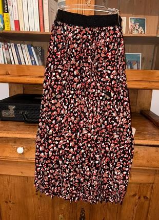 Jupe léopard plissée, marque: ONLY, état: Neuf sans étiquette, taille: S / 36 / 8, 7,00 €, 8,05 € Protection acheteurs incluse