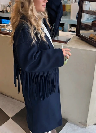 Manteau long a franges bleu marine, brand: RMEL PARIS, condizioni: Ottime, taglia: M / IT 42 / EU 38, €44.00, €46.90 include la Protezione acquisti Pro