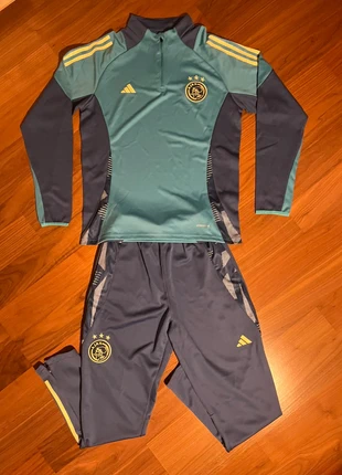 Tuta Ajax, marca: adidas, estado: Novo sem etiquetas, tamanho: M, €45.00, €47.95 inclui Proteção do Comprador