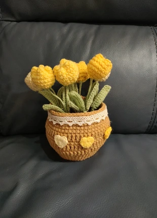 crochet yellow tulip pot, condition: Very good, £6.60, £7.63 includes Buyer Protection