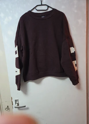 Mooie zgan trui maat xl merk only, merk: ONLY, staat: Heel goed, maat: XL / 42 / 14, € 5,00, € 5,95 inclusief Kopersbescherming