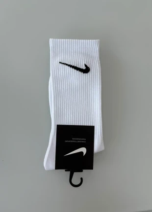 Calze Nike, brand: Nike, condizioni: Nuovo senza cartellino, taglia: Taglia unica, €5.00, €5.95 include la Protezione acquisti Pro