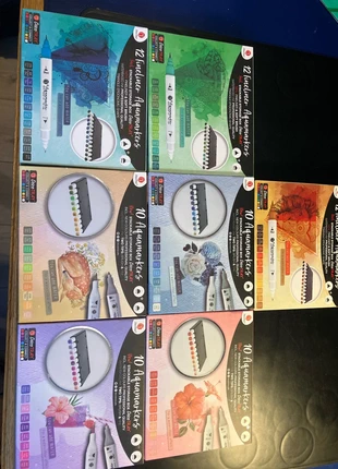 Collectie aquamarkers- nieuw, brand: merkloos, condizioni: Nuovo senza cartellino, €15.00, €16.45 include la Protezione acquisti