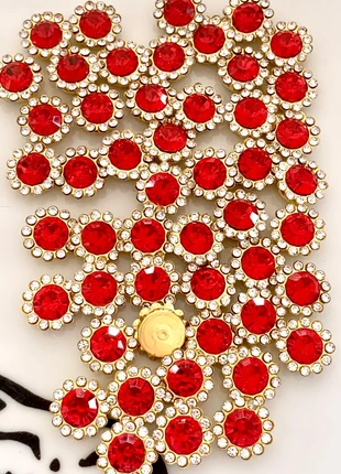 Lot de 50 strass à coudre en acrylique rouge de 10 mm pour couture ou création de bijoux, état: Très bon état, 4,90 €, 5,85 € Protection acheteurs (Pro) incluse