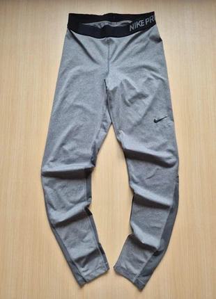 Legging nike pro gris logo floqué noir - Taille M, brand: Nike, condizioni: Ottime, taglia: M / IT 42 / EU 38, €14.90, €16.35 include la Protezione acquisti