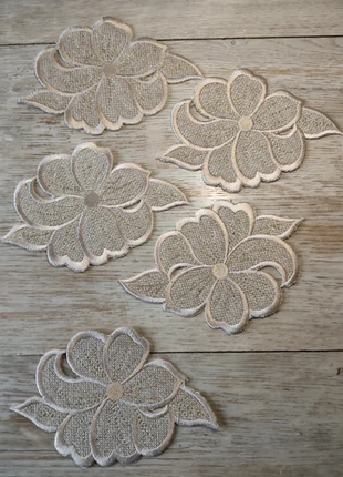 5 patchs thermocollants grandes fleurs, marque: misscoupons17, état: Neuf sans étiquette, 5,00 €, 5,95 € Protection acheteurs incluse