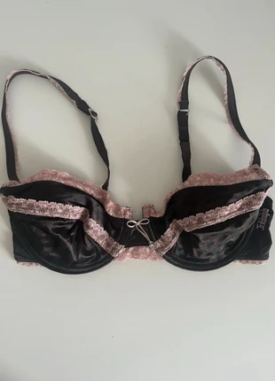 vintage brown and pink 00s lingerie bra, brand: Triumph, condition: Good, size: 75C, €5.00, €5.95 includes Buyer Protection