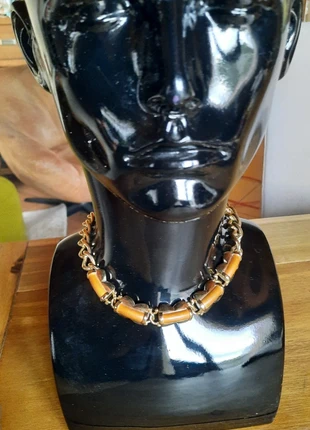 Coller Vintage Cuir et Or - Élégance
Timeless, brand: Atelier T.A., condition: New without tags, €36.00, €38.50 includes Buyer Protection