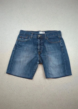 Short en jean Tommy Hilfiger Denim | Logo brodé | Bleu délavé vintage | W30 L32 Homme, merk: Tommy Hilfiger, staat: Heel goed, maat: W30 | FR 40, € 6,00, € 7,00 inclusief Kopersbescherming Pro