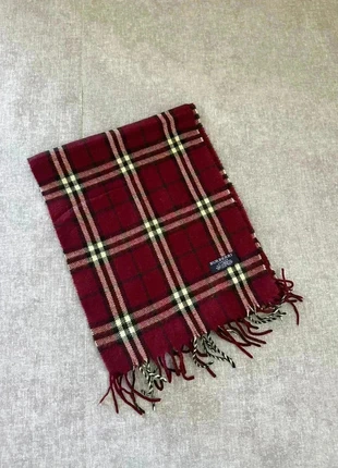 Écharpe Burberry bordeaux, marque: Burberry, état: Très bon état, 45,00 €, 47,95 € Protection acheteurs (Pro) incluse