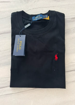 Maglietta Polo Ralph Lauren, marque: Ralph Lauren, état: Neuf avec étiquette, taille: M, 25,00 €, 26,95 € Protection acheteurs incluse