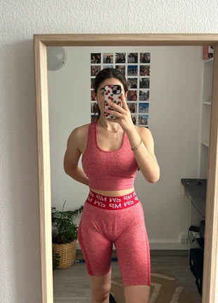 Ensemble my protein rouge M, marque: MyProtein, état: Très bon état, taille: M / 38 / 10, 15,00 €, 16,45 € Protection acheteurs incluse