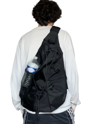 Sling bag noir gorpcore style japonais coréen - idéal universitaires ordinateur, brand: Japan Style, condizioni: Ottime, €35.00, €37.45 include la Protezione acquisti