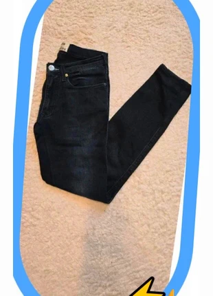 Jean acne studios - taille 28/32, staat: Heel goed, maat: S / 36 / 8, € 16,00, € 17,50 inclusief Kopersbescherming