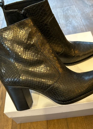 Bottines Regard 40, marque: Regard, état: Neuf avec étiquette, taille: 40, 70,00 €, 74,20 € Protection acheteurs incluse