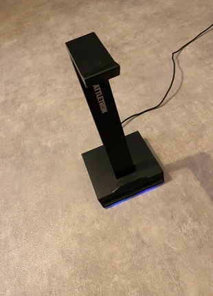 Porte casque gaming a led, brand: Battletron, condizioni: Nuovo senza cartellino, €5.00, €5.95 include la Protezione acquisti