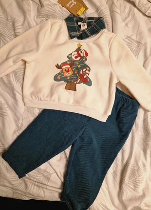 Baby Weihnachtsoutfit, brand: cozy pixies, condizioni: Nuovo con cartellino, taglia: 9-12 mesi / 74 cm, €12.00, €13.30 include la Protezione acquisti