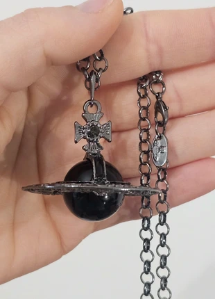 Nana Osaki saturn big orb necklace in black, brand: Nana, condizioni: Nuovo senza cartellino, €15.00, €16.45 include la Protezione acquisti