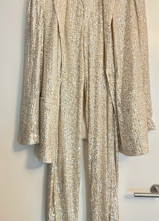 Brand New Pull & Bear Women’s Champagne/ Gold Sequin Co Ord Blazer & Trousers Set Uk Size S 8/10, brand: Pull & Bear, condition: New with tags, size: S / UK 8-10, £40.00, £42.70 includes Buyer Protection