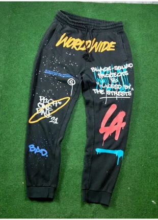 Jogging a motif noir femme taille 40 / M, brand: Vintage Dressing, condizioni: Ottime, taglia: M / IT 42 / EU 38, €14.00, €15.40 include la Protezione acquisti Pro