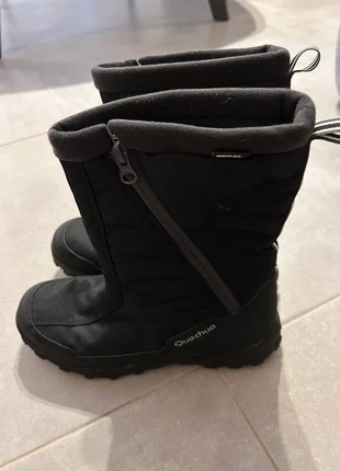 Bottes de neige, marque: Quechua, état: Très bon état, taille: 42, 15,00 €, 16,45 € Protection acheteurs incluse