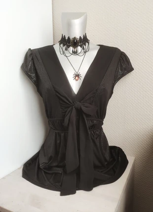 Magnifique petit haut noir décolleté pailleté nouable goth coquette fairy, marque: COQUETTE, état: Très bon état, taille: XL / 42 / 14, 18,00 €, 19,60 € Protection acheteurs incluse