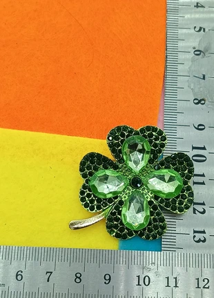 Broche, merk: Montre.fr, staat: Heel goed, maat: 47 mm & groter, € 5,00, € 5,95 inclusief Kopersbescherming Pro