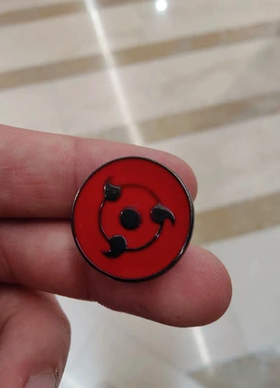 Pin's Sharingan Sasuke Uchiha, marque: Naruto, état: Très bon état, 2,99 €, 3,84 € Protection acheteurs (Pro) incluse