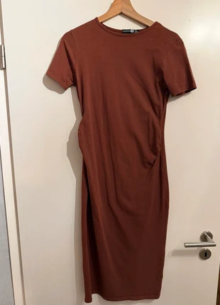 Robe maternité, marque: Boohoo, état: Neuf sans étiquette, taille: M / 38 / 10, 6,00 €, 7,00 € Protection acheteurs incluse