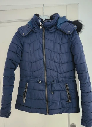 🧥 Doudoune cintrée chaude Camaïeu marine taille S, marque: Camaïeu, état: Très bon état, taille: S / 36 / 8, 7,00 €, 8,05 € Protection acheteurs incluse