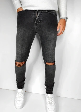 Jean skinny noir troué H&M T.34, marque: H&M, état: Très bon état, taille: XS, 12,00 €, 13,30 € Protection acheteurs (Pro) incluse