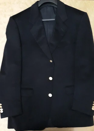 Yves Saint Lurent Loro Piana giacca 100% cashmere fodera 100% Cupro Bemberg bottoni dorati blu 48, merk: Yves Saint Laurent, staat: Heel goed, maat: 48, € 550,00, € 561,00 inclusief Kopersbescherming