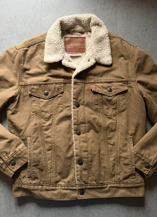 Veste en Jeans Levi’s | Jeans Marron | Taille S, marke: Levi's, zustand: Sehr gut, größe: S, 58,00 €, 61,60 € inklusive Vinted-Käuferschutz