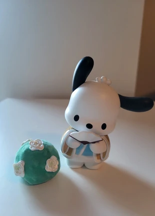 Pochacco mini figure, merk: Miniso, staat: Heel goed, maat: Prematuur, tot 44 cm, € 8,00, € 9,10 inclusief Kopersbescherming