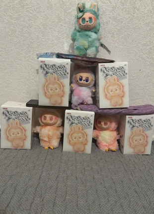 Labubu toute couleur neuf, brand: labubu, condizioni: Nuovo con cartellino, taglia: Taglia unica, €10.00, €11.20 include la Protezione acquisti