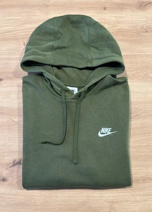 Pull Nike sweat à capuche, taille S, brand: Nike, condition: Good, size: S, €30.00, €32.20 includes Buyer Protection