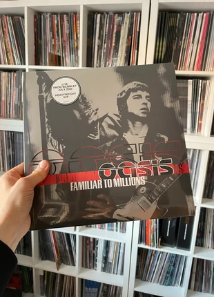 Oasis Familiar To Millions 2XLP, estado: Muito bom, €40.00, €42.70 inclui Proteção do Comprador Pro