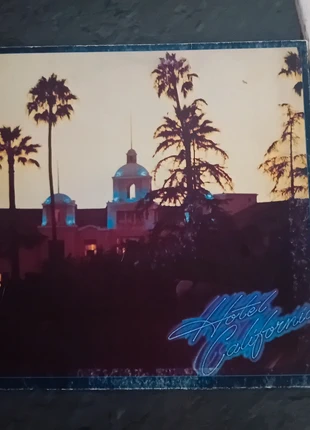 Hotel California, état: Très bon état, 14,00 €, 15,40 € Protection acheteurs incluse