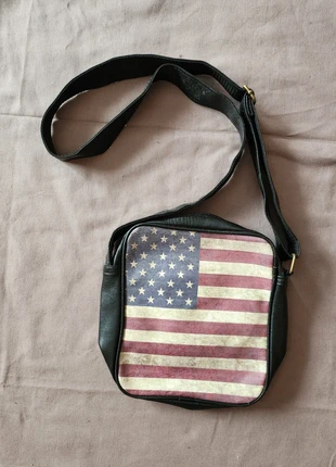 Sac bandoulière noir imprimé drapeau américain, marke: Inconnu, zustand: Sehr gut, 3,00 €, 3,85 € inklusive Vinted-Käuferschutz