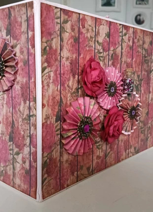 Scrapbook om foto's en herinneringen in te bewaren, merk: home made, staat: Heel goed, € 12,50, € 13,83 inclusief Kopersbescherming