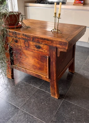 Chinese tafel met lades en ruime opbergruimte, Qing-dynastie (1644–1911), China – Begin 20e eeuw, brand: CM, condizioni: Ottime, €395.00, €415.45 include la Protezione acquisti