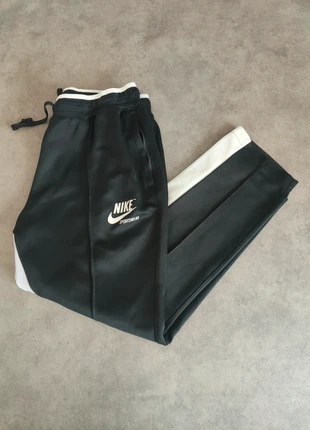 Jogging Nike sportswear S, brand: Nike, condizioni: Ottime, taglia: S, €12.00, €13.30 include la Protezione acquisti