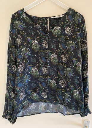 POM Amsterdam Blouse. Maat L/40, merk: POM Amsterdam, staat: Heel goed, maat: L / 40 / 12, € 22,50, € 24,33 inclusief Kopersbescherming