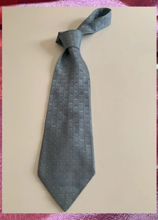 🦋corbata clásica, marque: Uomo Italy, état: Très bon état, 3,00 €, 3,85 € Protection acheteurs incluse