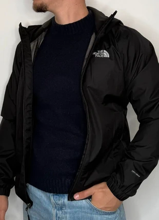 Veste Imperméable The North Face homme noir taille S très bon état, marque: The North Face, état: Très bon état, taille: S, 85,00 €, 89,95 € Protection acheteurs incluse