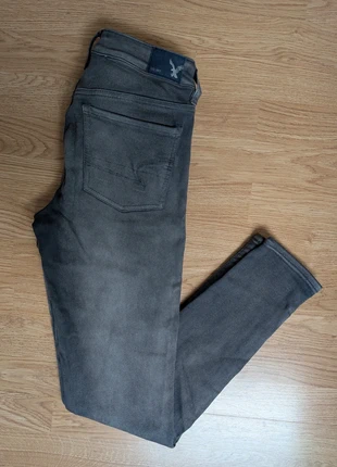 Jegging coupe droite gris foncé T2 American Aigle Outfitters, brand: American Eagle, condizioni: Buone, taglia: M / IT 42 / EU 38, €6.00, €7.00 include la Protezione acquisti