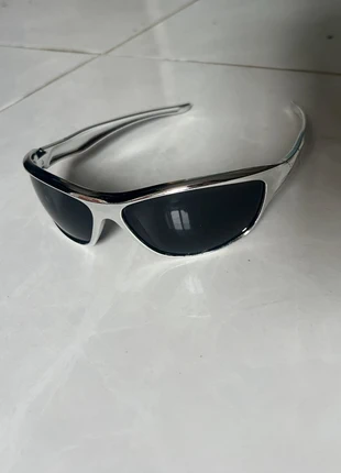 Lunettes soleil y 2k full argenté, marke: CHROME, zustand: Sehr gut, 9,99 €, 11,19 € inklusive Vinted-Käuferschutz