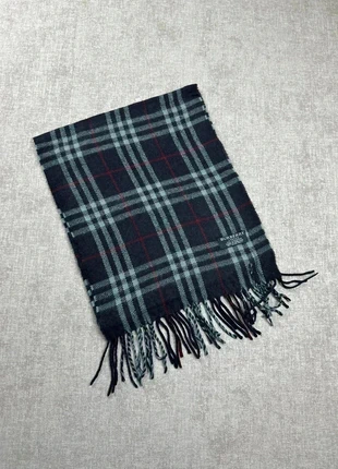 Écharpe Burberry bleu marine, marca: Burberry, estado: Muito bom, €50.00, €53.20 inclui Proteção do Comprador Pro